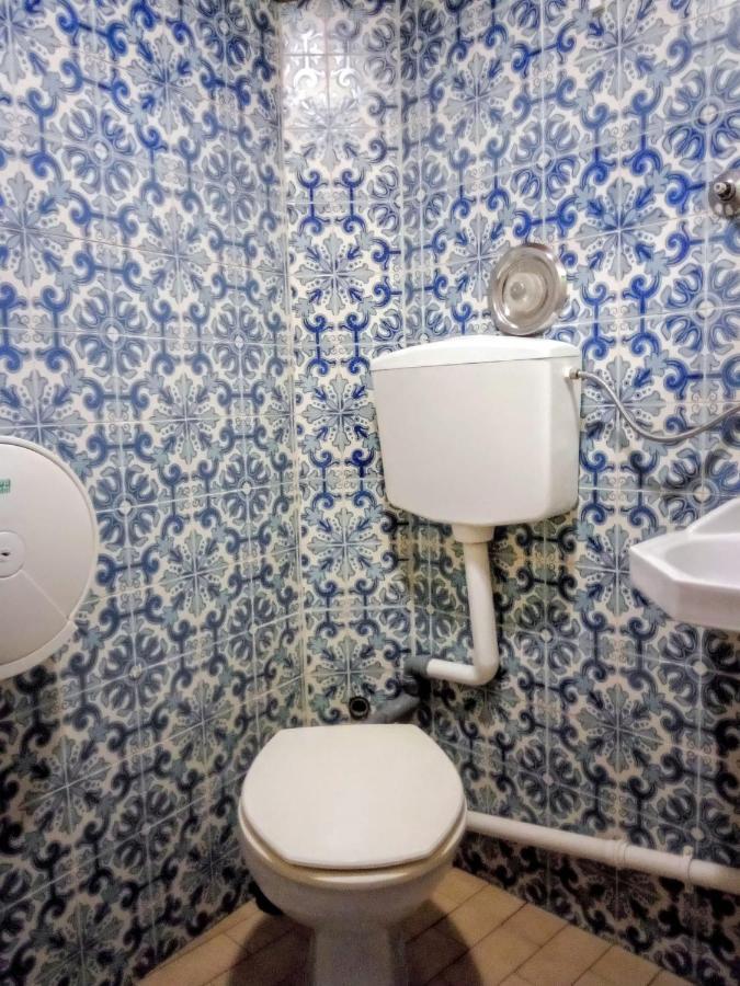 City Drops Hostel Batalhaprivate Room Porto Bagian luar foto