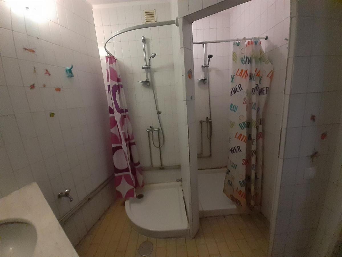 City Drops Hostel Batalhaprivate Room Porto Bagian luar foto
