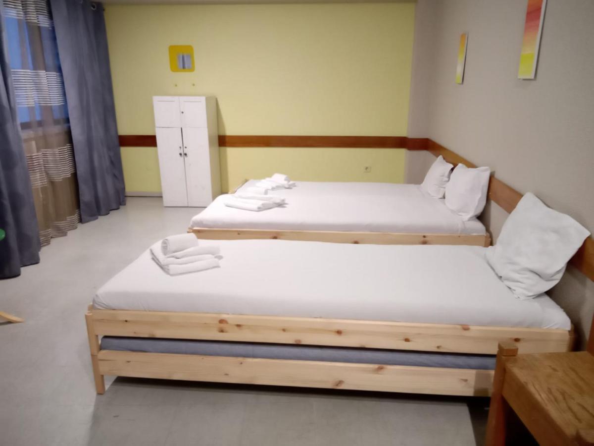 City Drops Hostel Batalhaprivate Room Porto Bagian luar foto