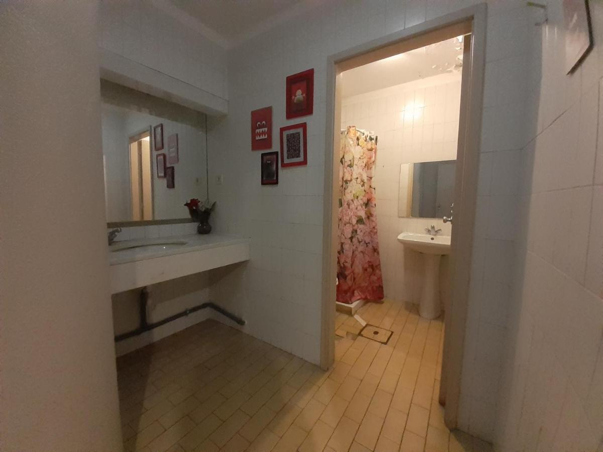 City Drops Hostel Batalhaprivate Room Porto Bagian luar foto