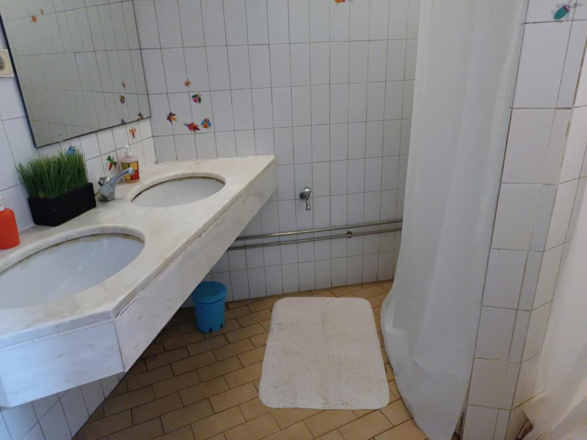 City Drops Hostel Batalhaprivate Room Porto Bagian luar foto